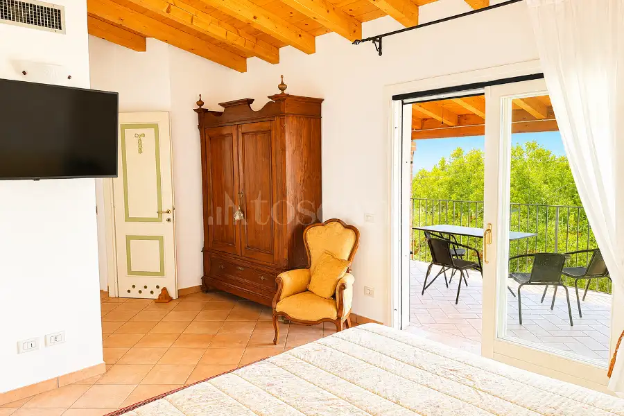 Villa in vendita di 400 mq a €1.200.000 (rif. 24/2026)