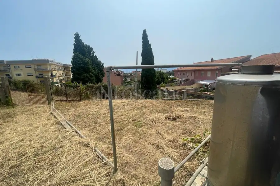 Agricolo in vendita di 820 mq a €18.000 (rif. 31/2026)