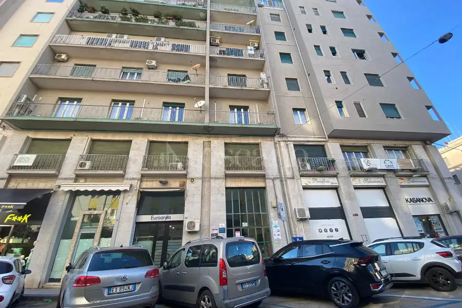 Garage in vendita di 28 mq a €18.000 (rif. 100/2024)