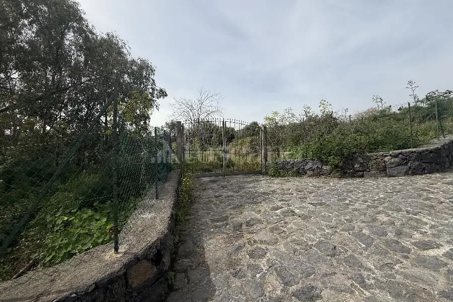Agricolo in vendita di 4.440 mq a €220.000 (rif. 1/2026)