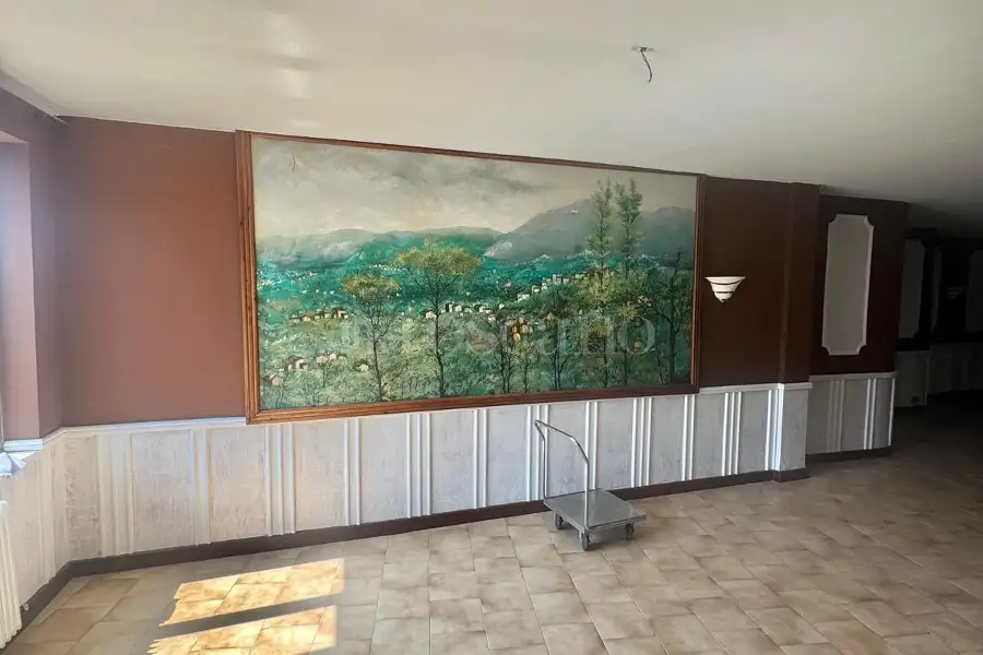 Negozio in vendita di 300 mq a €49.000 (rif. 64/2026)