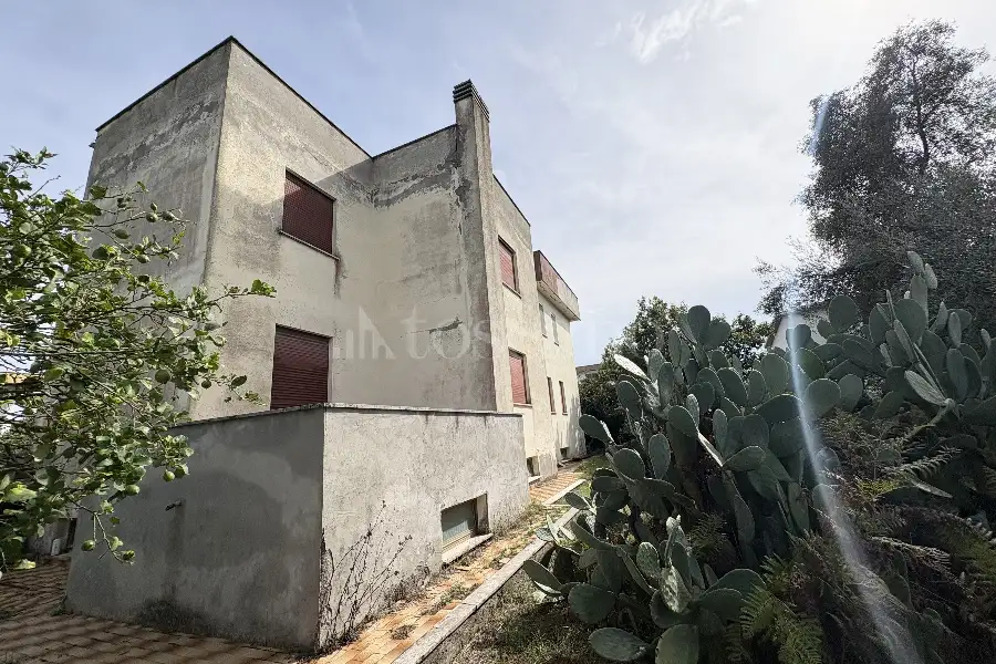 Palazzo in vendita di 300 mq a €199.000 (rif. 89/2026)