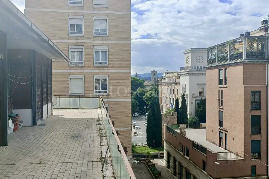 Attico in vendita di 160 mq a €198.000 (rif. 49/2025)