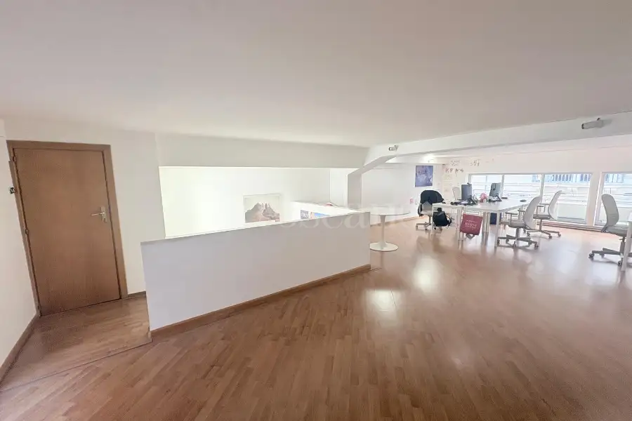 Negozio in vendita di 160 mq a €219.000 (rif. 10/2026)