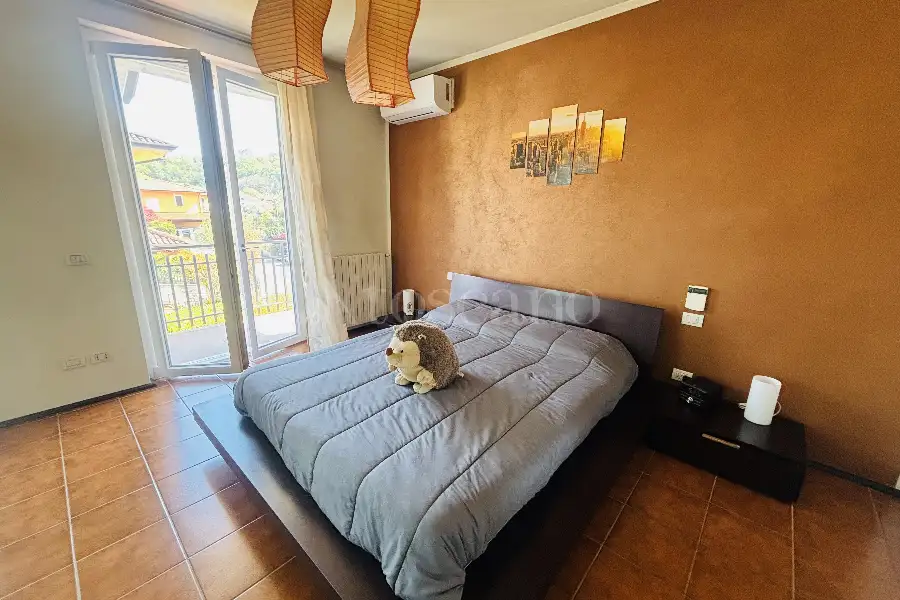 Villa Bifamiliare in vendita di 235 mq a €425.000 (rif. 24/2026)
