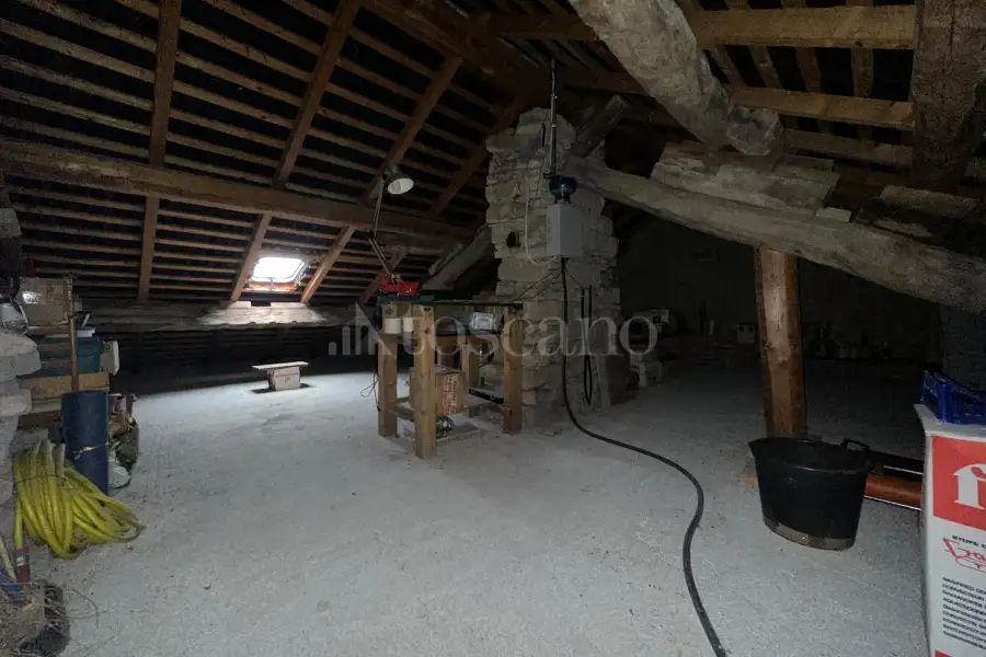 Casa Indipendente in vendita di 266 mq a €185.000 (rif. 64/2025)