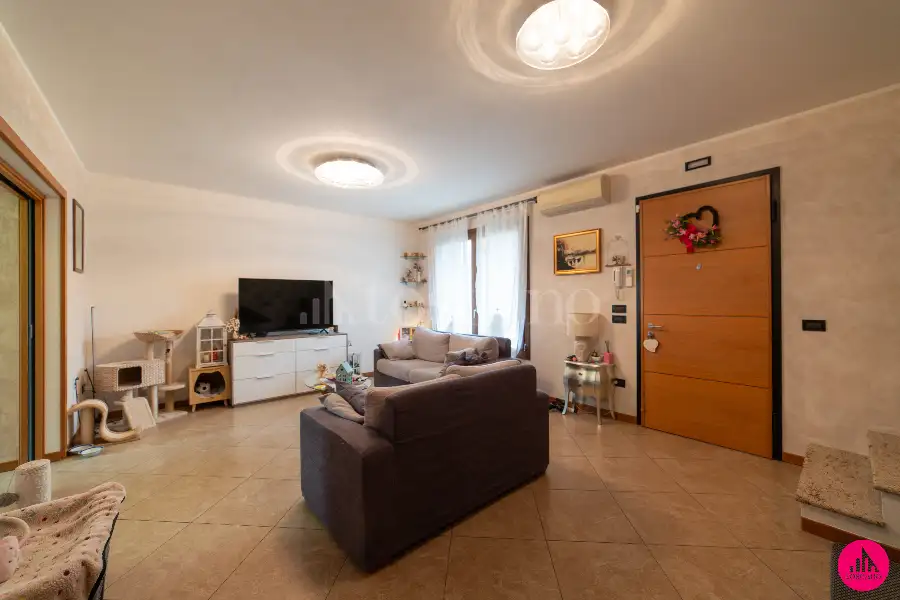 Villino a Schiera in vendita di 181 mq a €299.000 (rif. 57/2026)