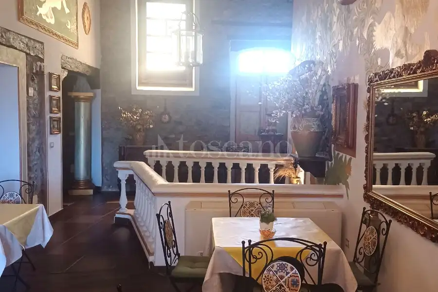 Palazzo in vendita di 743 mq a €964.000 (rif. 7/2026)