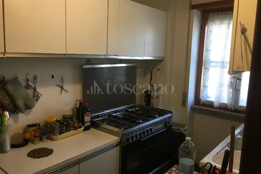 Casa in vendita di 320 mq a €350.000 (rif. 23/2026)