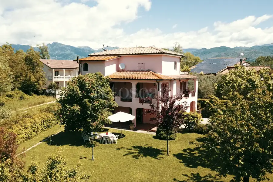 Villa in vendita di 230 mq a €268.000 (rif. 1/2025)