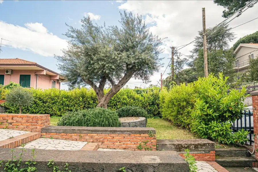 Villa in vendita di 300 mq a €490.000 (rif. 44/2025)