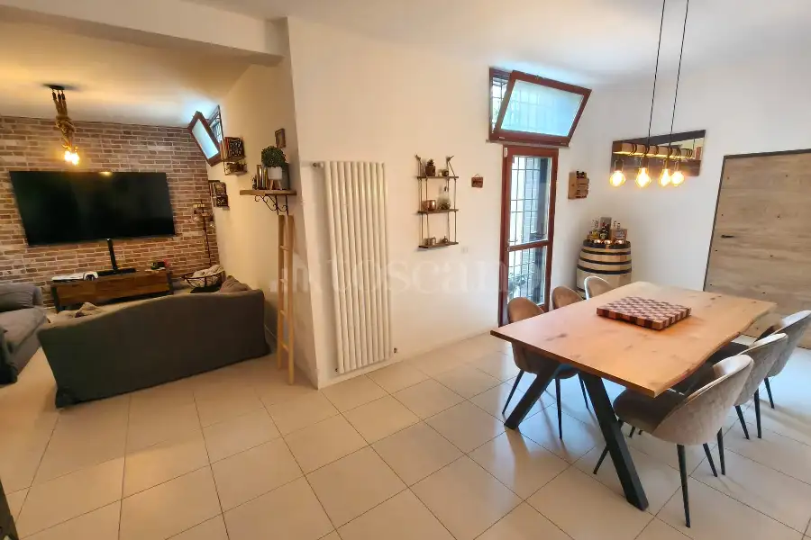 Villa in vendita di 160 mq a €375.000 (rif. 39/2026)