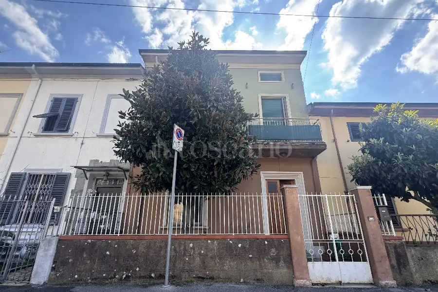 Villino a Schiera in vendita di 201 mq a €420.000 (rif. 17/2026)