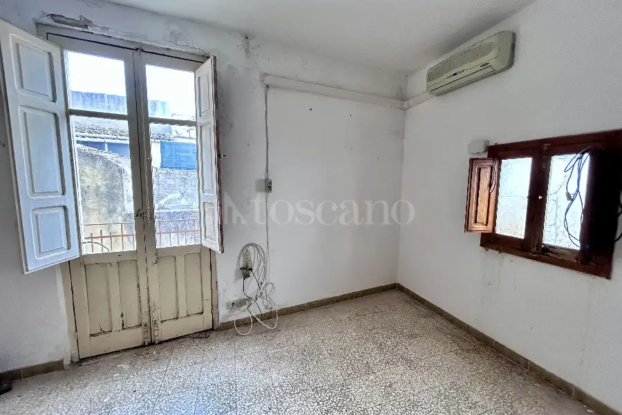 Casa Indipendente in vendita di 101 mq a €90.000 (rif. 16/2025)
