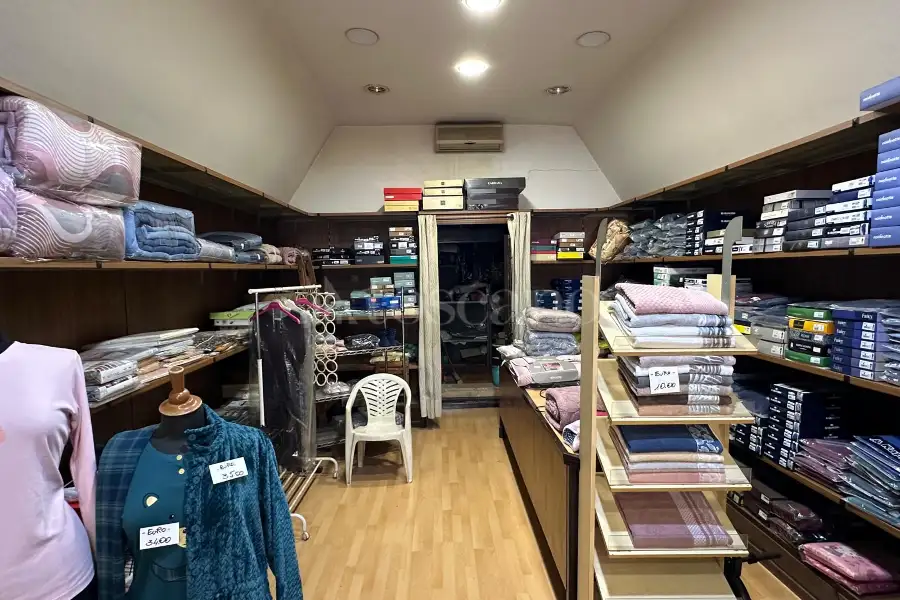 Negozio in vendita di 91 mq a €165.000 (rif. 47/2025)