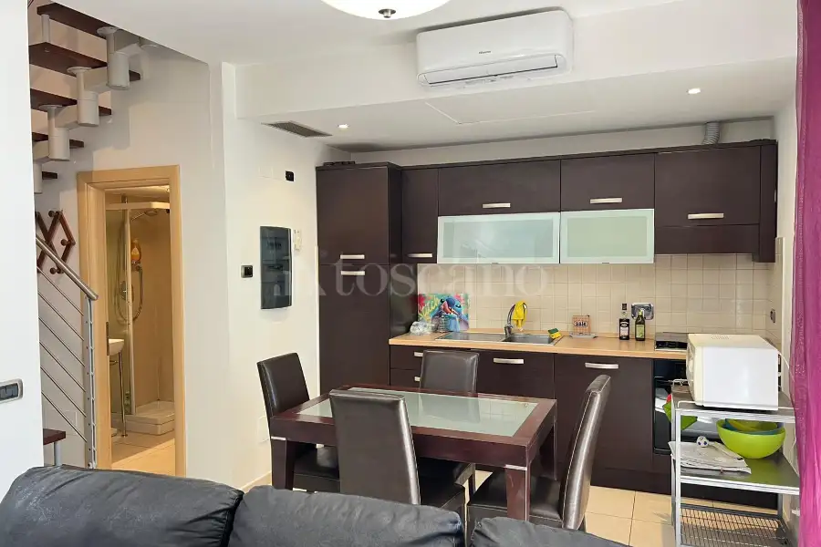 Villino a Schiera in vendita di 90 mq a €410.000 (rif. 5/2026)