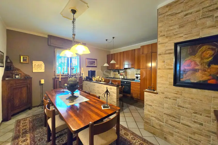 Villa Bifamiliare in vendita di 200 mq a €419.000 (rif. 35/2025)