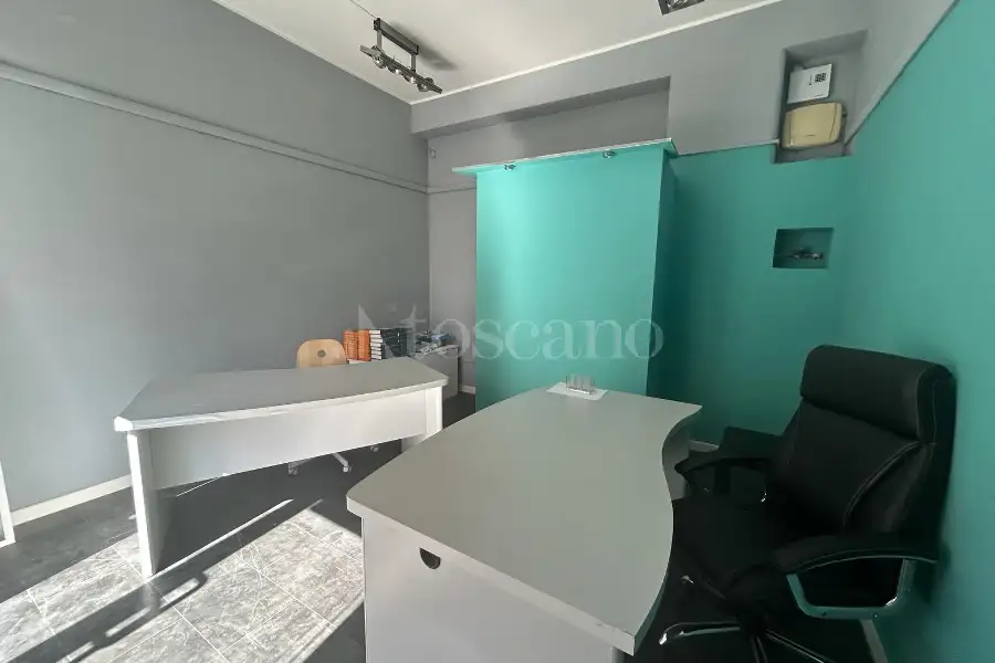Negozio in affitto di 33 mq a €750 (rif. 20/2026)