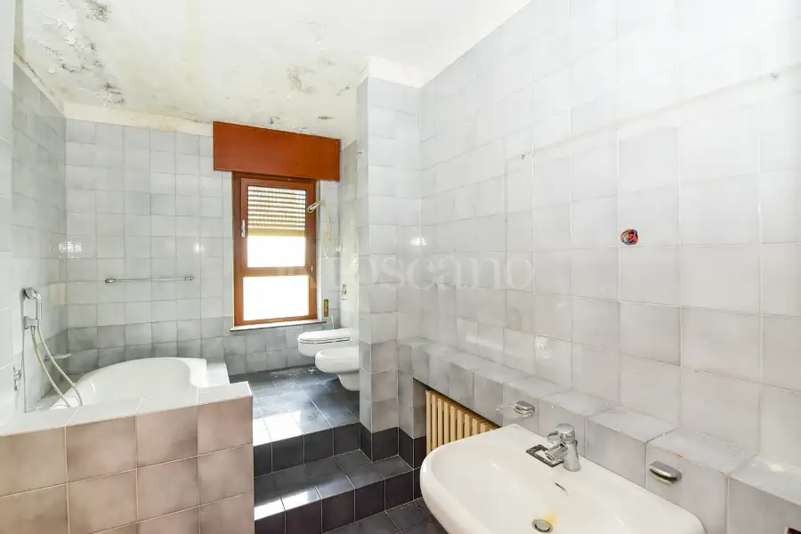 Casa Indipendente in vendita di 465 mq a €430.000 (rif. 29/2024)