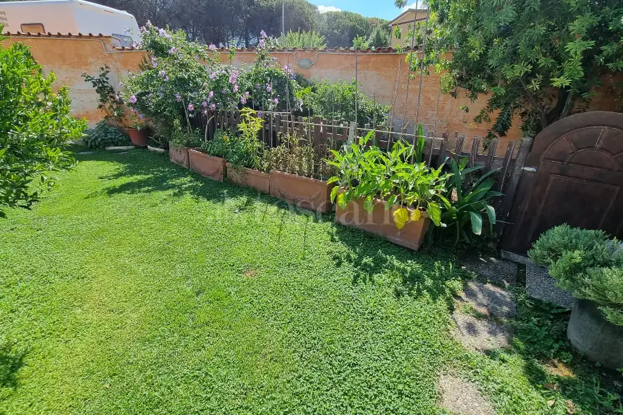 Villa in vendita di 240 mq a €450.000 (rif. 17/2026)
