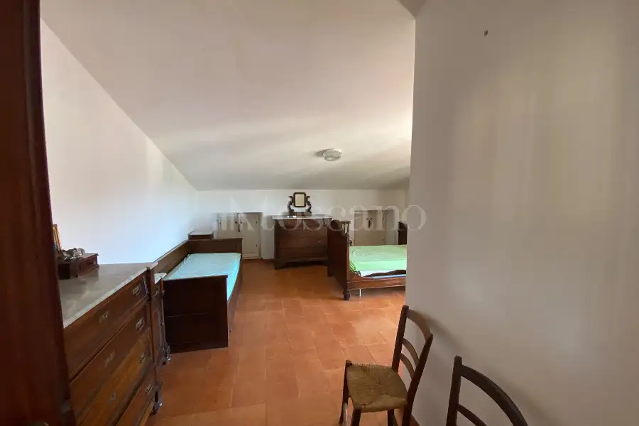 Palazzo in vendita di 250 mq a €75.000 (rif. 7/2025)
