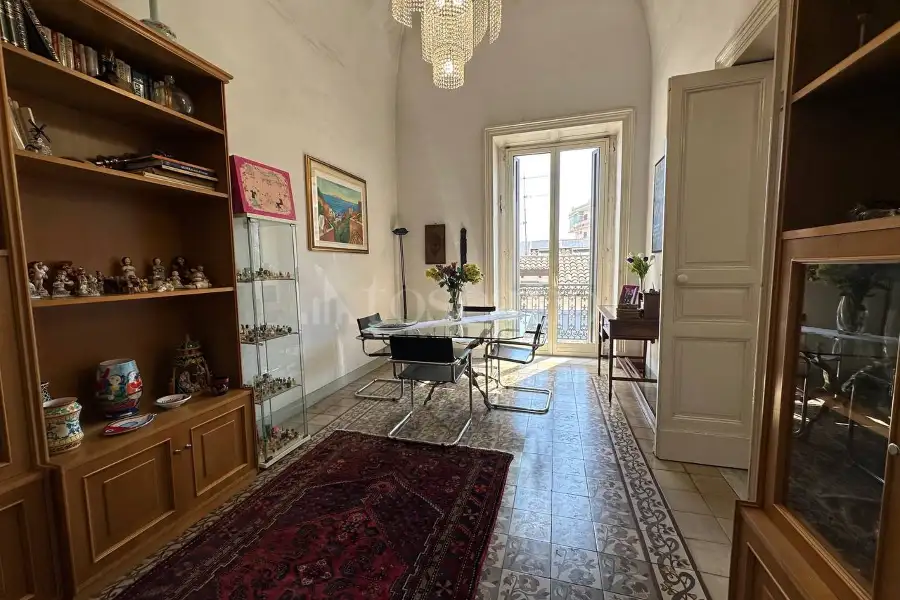 Casa Indipendente in vendita di 240 mq a €598.000 (rif. 44/2026)