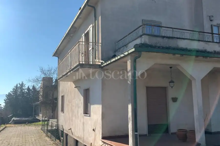 Casa Indipendente in vendita di 280 mq a €175.000 (rif. 35/2024)