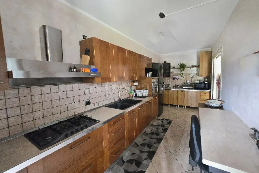 Villa in vendita di 200 mq a €395.000 (rif. 49/2025)