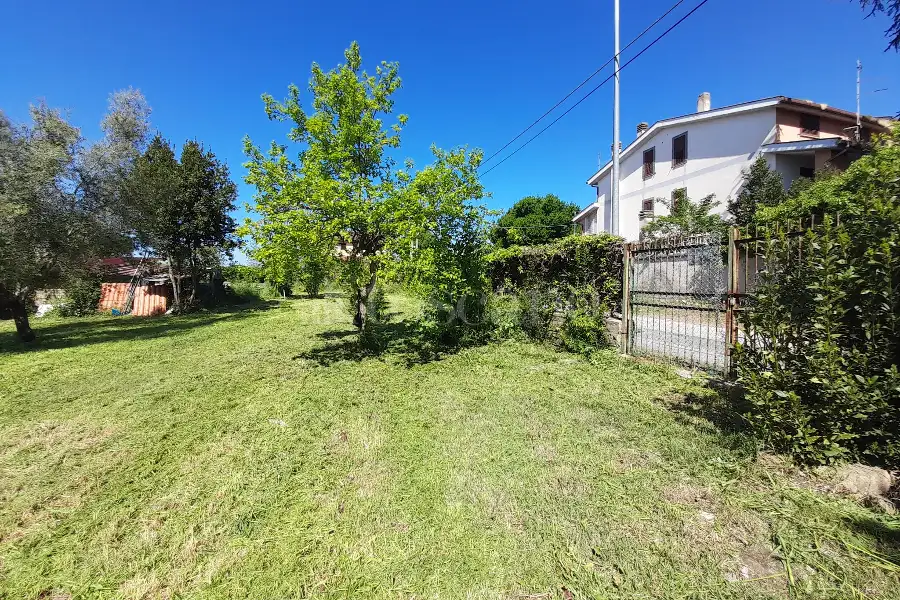 Edificabile Residenziali in vendita di 1.200 mq a €125.000 (rif. 20/2026)