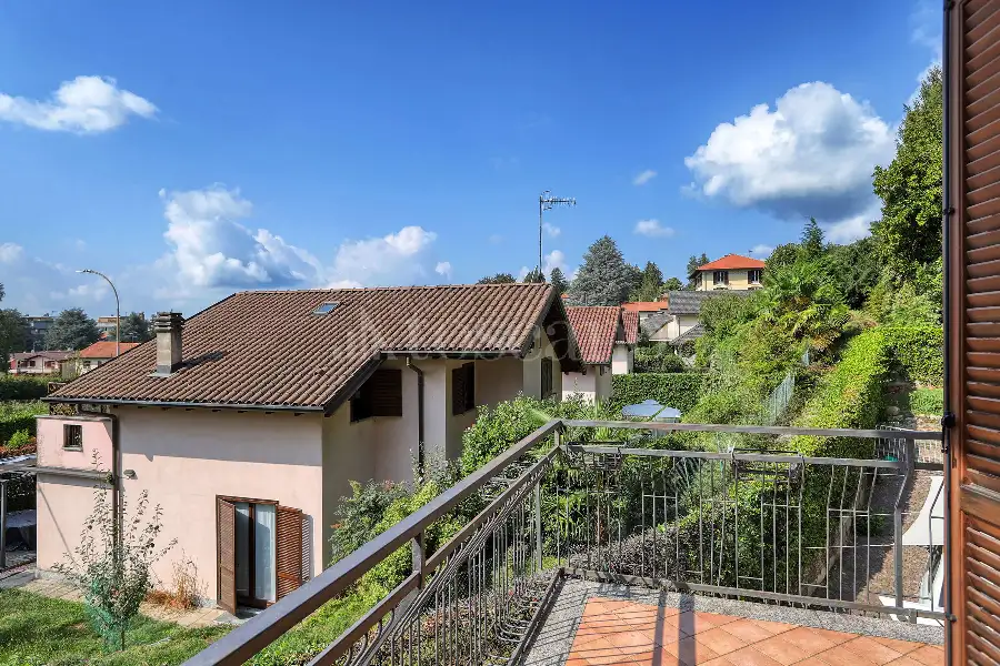 Villa in vendita di 270 mq a €630.000 (rif. 202/2026)
