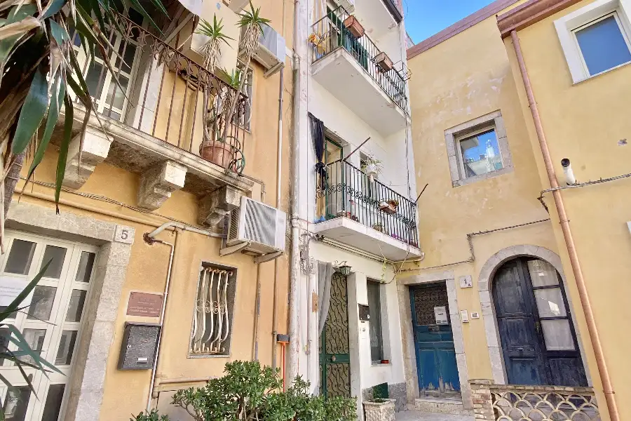 Palazzo in vendita di 106 mq a €435.000 (rif. 18/2025)