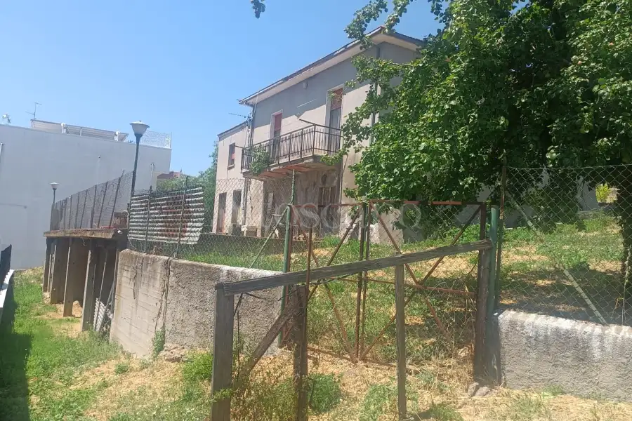 Edificabile Residenziali in vendita di 845 mq a €78.000 (rif. 27/2025)
