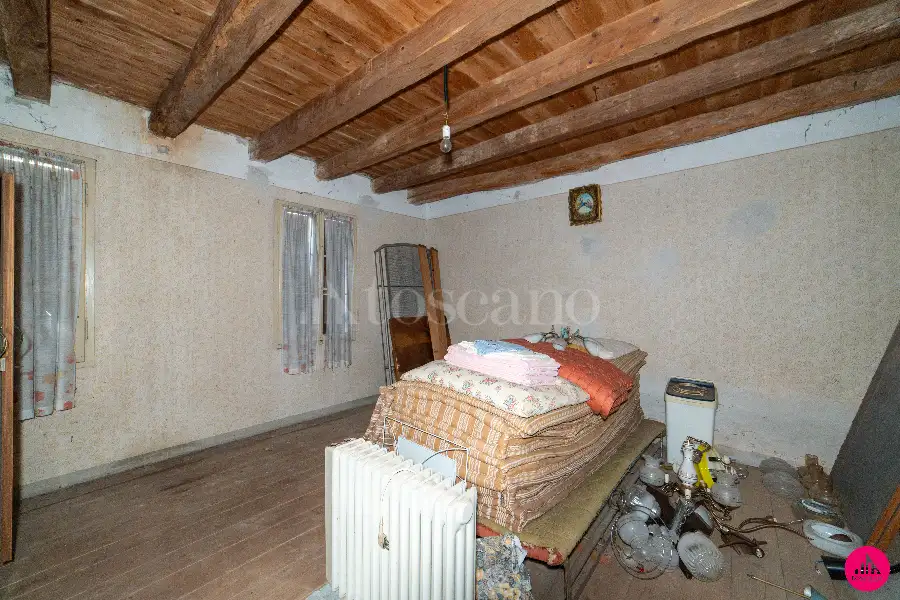 Rustico in vendita di 170 mq a €85.000 (rif. 8/2026)