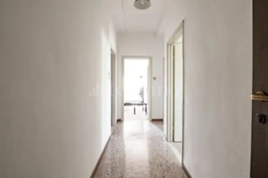 Casale in vendita di 450 mq a €450.000 (rif. 22/2026)