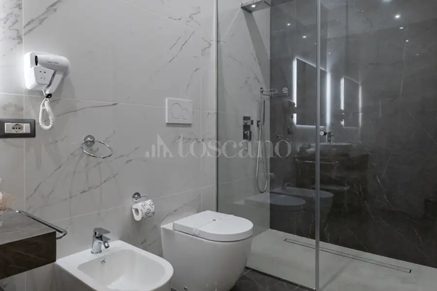 Casa Indipendente in vendita di 193 mq a €850.000 (rif. 20/2026)