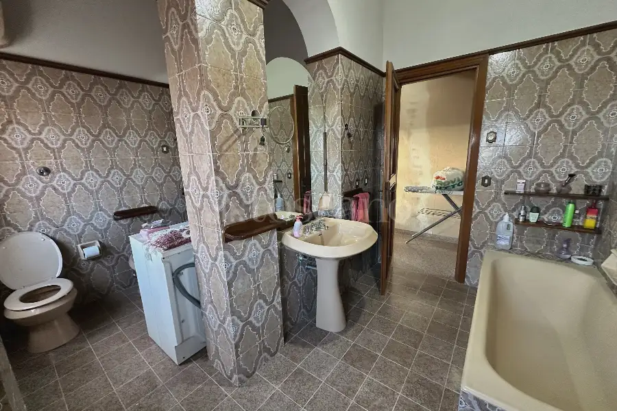 Attico in vendita di 160 mq a €339.000 (rif. 4/2026)