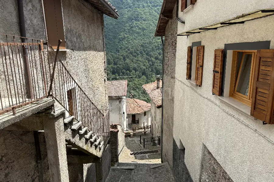 Casa Indipendente in vendita di 160 mq a €49.000 (rif. 19/2025)