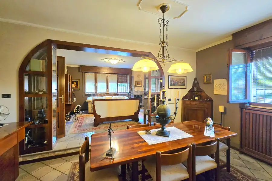 Villa Bifamiliare in vendita di 200 mq a €419.000 (rif. 35/2025)