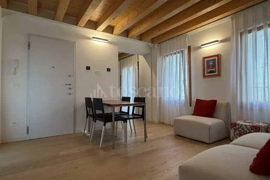 Casa in affitto di 94 mq a €900 (rif. 25/2026)
