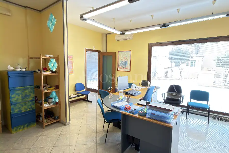 Ufficio in vendita di 113 mq a €290.000 (rif. 14/2026)