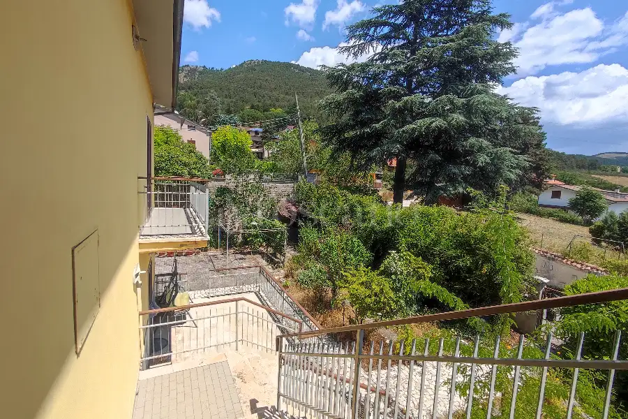 Casa Indipendente in vendita di 400 mq a €340.000 (rif. 35/2025)