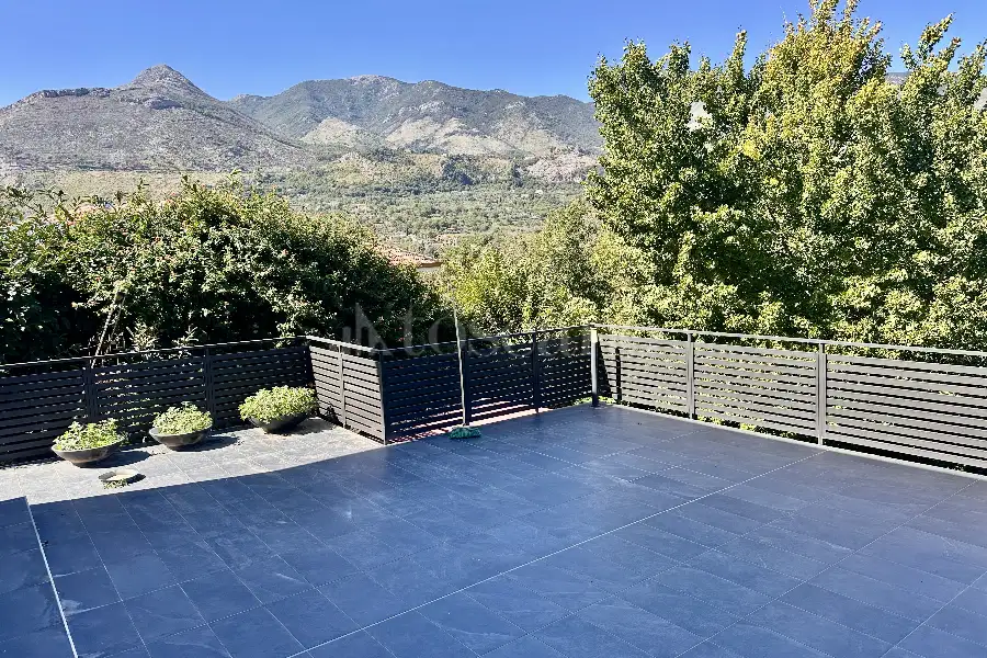 Villa in vendita di 350 mq a €439.000 (rif. 27/2025)