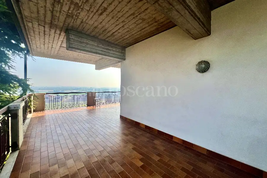 Villa in vendita di 450 mq a €950.000 (rif. 14/2025)