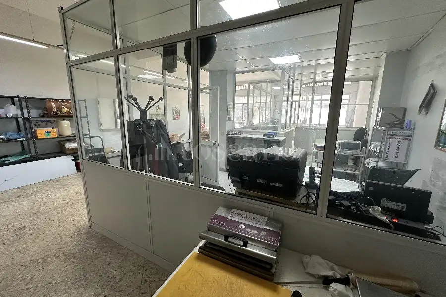 Magazzino in vendita di 230 mq a €235.000 (rif. 22/2026)