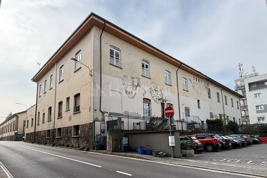 Magazzino in vendita di 200 mq a €63.000 (rif. 2/2026)