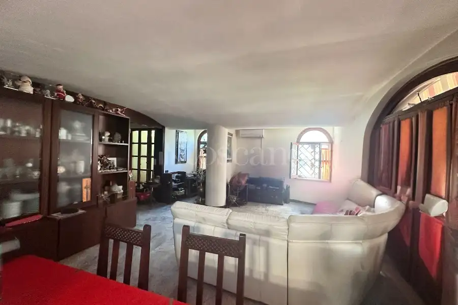 Villa in vendita di 210 mq a €685.000 (rif. 30/2026)