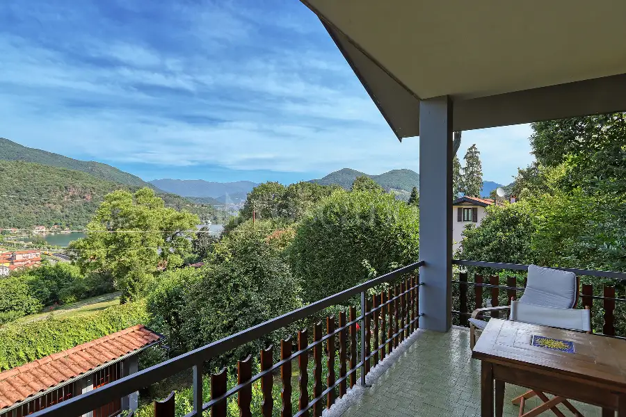 Villa in vendita di 240 mq a €750.000 (rif. 179/2026)
