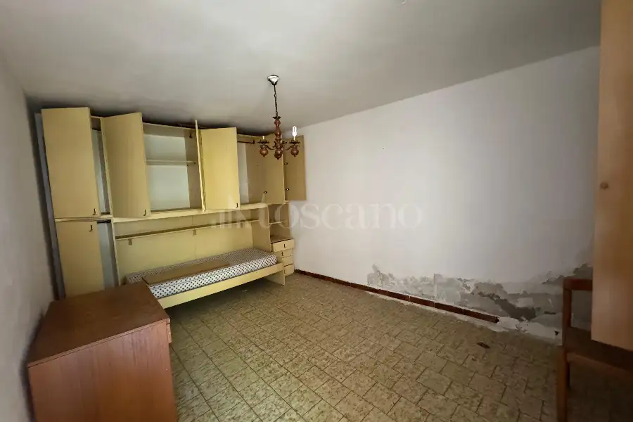 Casa Indipendente in vendita di 376 mq a €177.000 (rif. 7/2026)