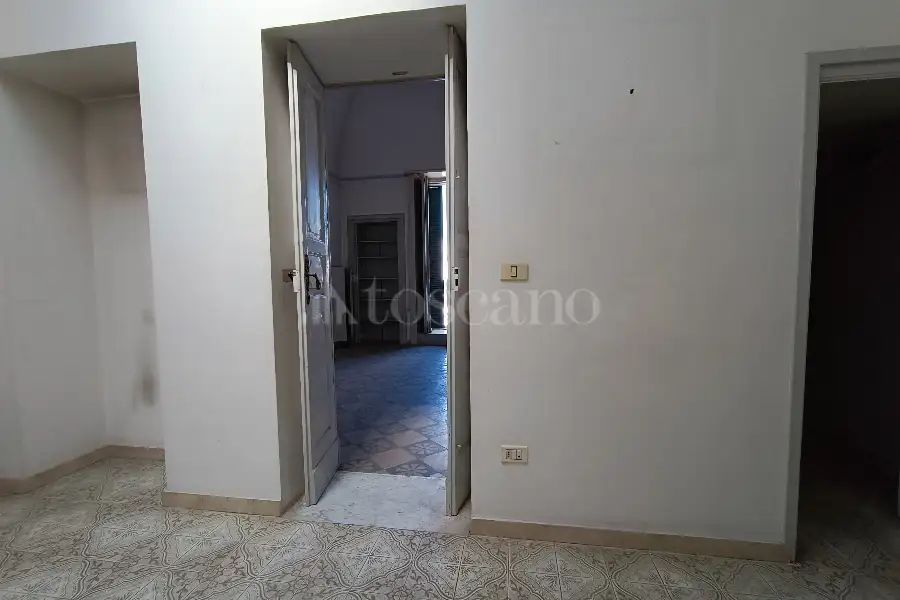 Palazzo in vendita di 270 mq a €650.000 (rif. 19/2024)