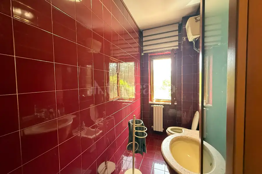 Villa Bifamiliare in vendita di 240 mq a €790.000 (rif. 10/2026)